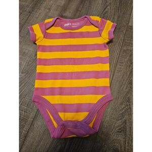 Pact organic bodysuit 6-9 mos